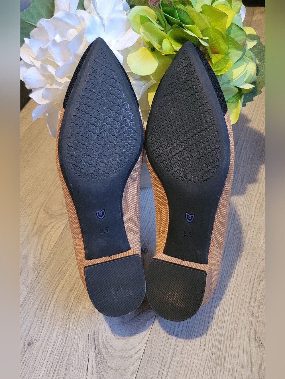 Rothy's The High Point Wren Beige & Black Cap-Toe Heel, Women's US 8.5 EU 38.5 - Picture 12 of 16